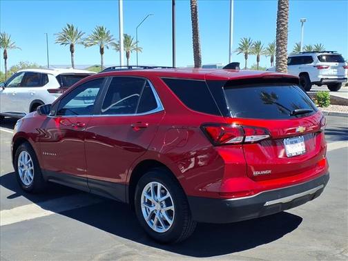 RED 2022 Chevrolet Equinox 1LT