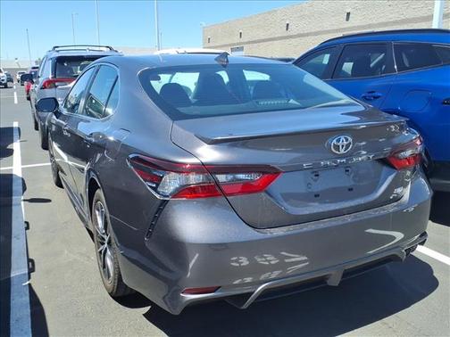 MAGNETIC GRAY METALLIC 2024 Toyota Camry SE