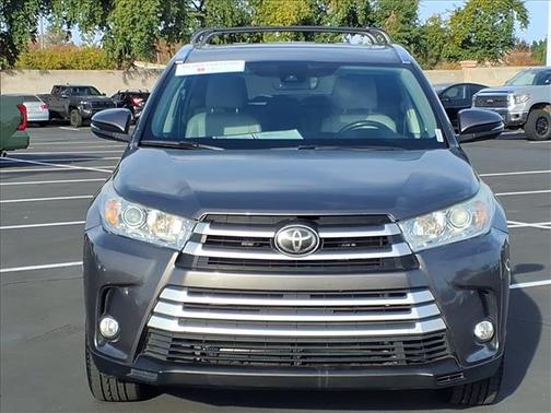 2018 Toyota Highlander SUV