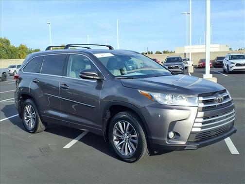 2018 Toyota Highlander SUV
