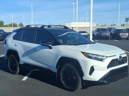 2024 Toyota RAV4 Hybrid SE