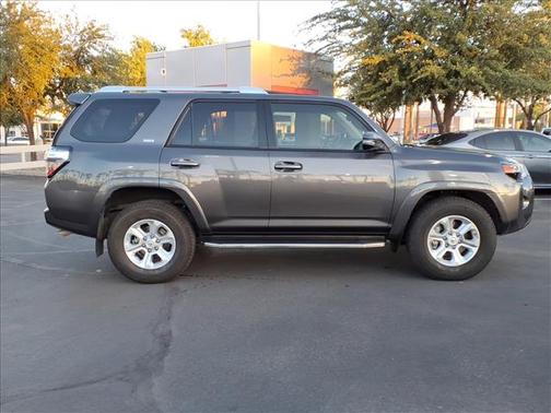 Magnetic Gray Metallic 2017 Toyota 4Runner SR5 Premium