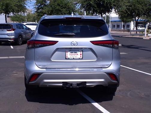 2021 Toyota Highlander Platinum
