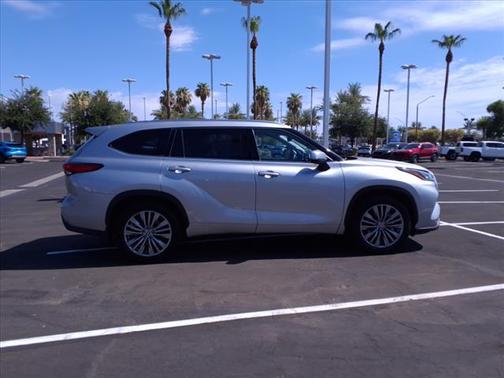 2021 Toyota Highlander Platinum
