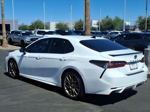 Ice Cap 2023 Toyota Camry SE