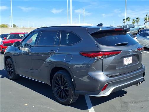 2023 Toyota Highlander XSE