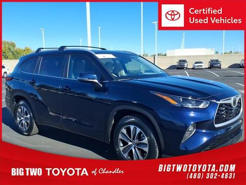 2023 Toyota Highlander Harvest Beige SofTex