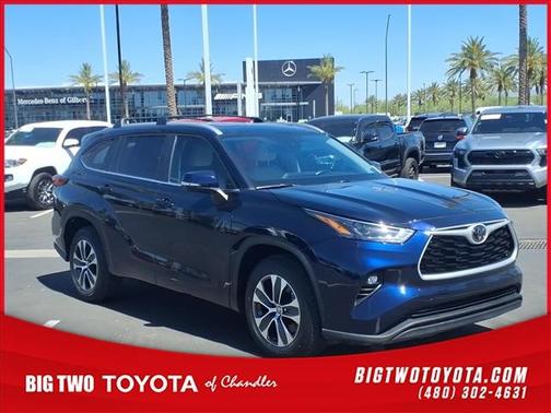 Blueprint 2023 Toyota Highlander Harvest Beige SofTex