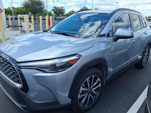 Sonic Silver 2022 Toyota Corolla Cross XLE