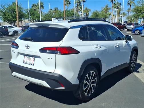 2023 Toyota Corolla Cross XLE