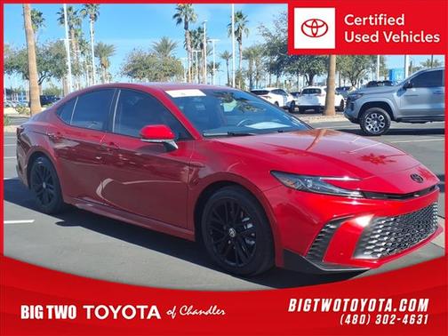 2025 Toyota Camry SE