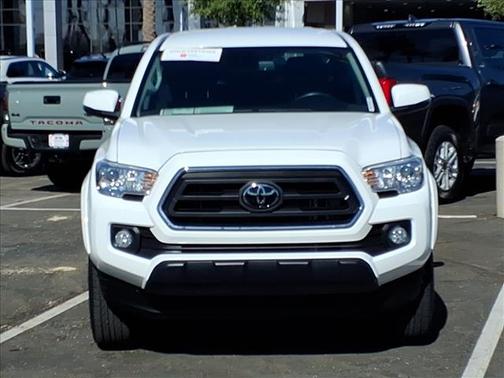 WHITE 2023 Toyota Tacoma SR5
