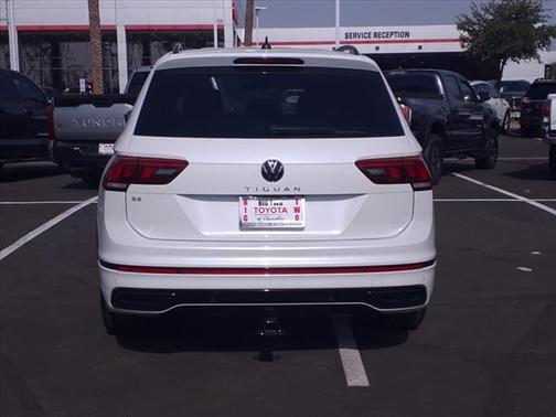 2023 Volkswagen Tiguan 2.0T SE R-Line Black