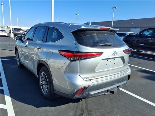 2022 Toyota Highlander Limited
