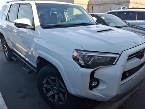 2024 Toyota 4Runner TRD Off Road