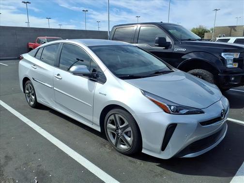 2019 Toyota Prius XLE