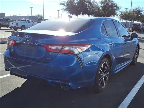 2019 Toyota Camry XLE