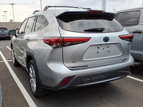 2023 Toyota Highlander Hybrid Limited
