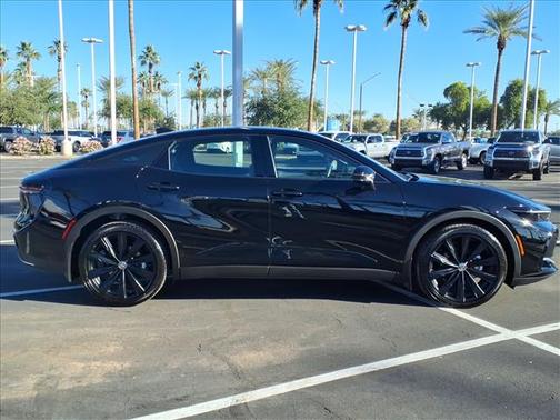 2025 Toyota Crown SEDAN