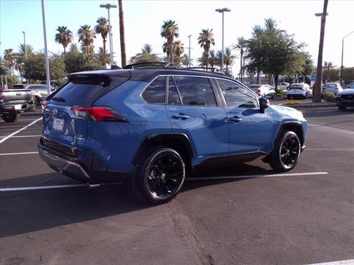 2024 Toyota RAV4 Hybrid SE