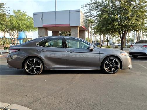 Predawn Gray Mica 2018 Toyota Camry XSE