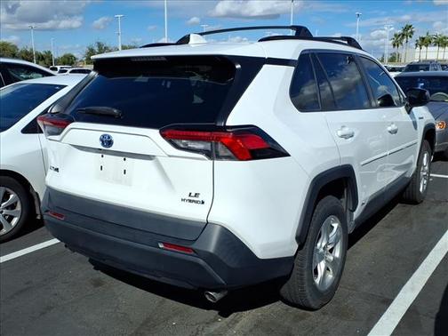 2020 Toyota RAV4 Hybrid LE