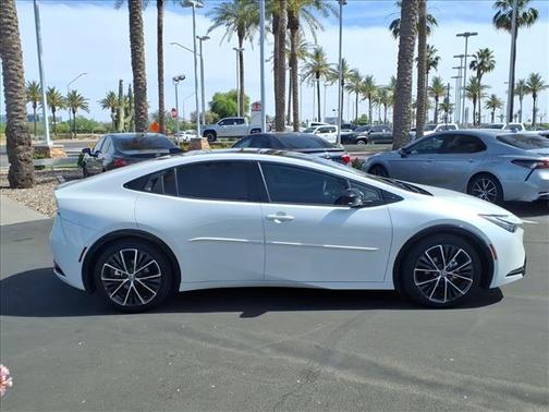 2024 Toyota Prius HATCHBACK