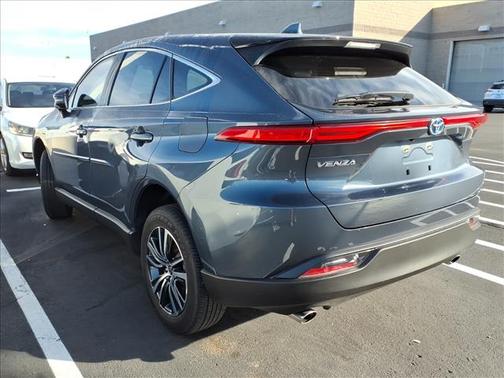 2023 Toyota Venza LE