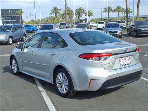 SILVER 2023 Toyota Corolla Hybrid SE