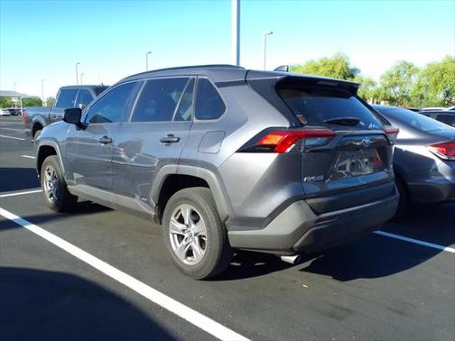2022 Toyota RAV4 Hybrid LE