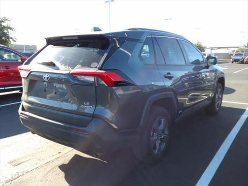 2022 Toyota RAV4 Hybrid LE