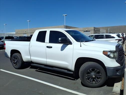 WHITE 2019 Toyota Tundra SR