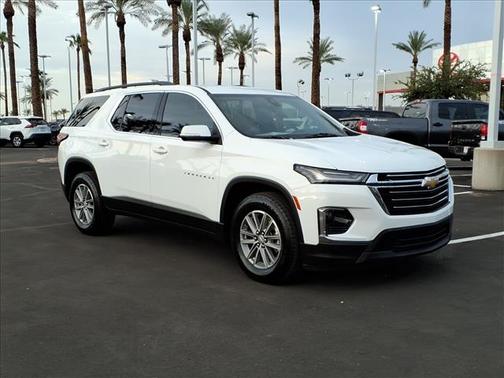 2022 Chevrolet Traverse LT Cloth