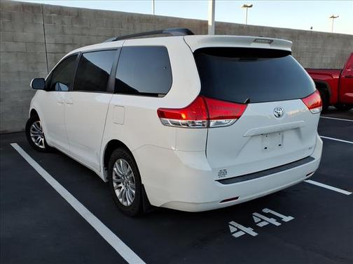 2014 Toyota Sienna XLE