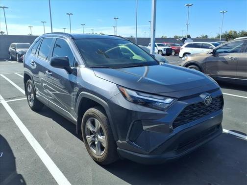 2025 Toyota RAV4 Hybrid LE