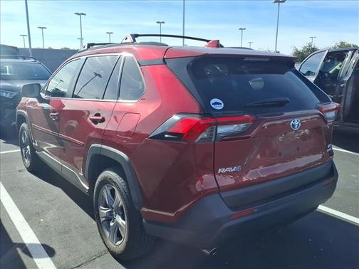 2022 Toyota RAV4 Hybrid LE