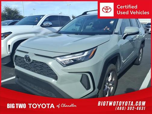 2022 Toyota RAV4 XLE