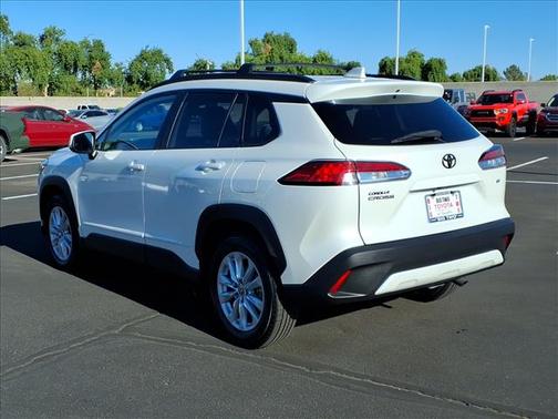 2022 Toyota Corolla Cross LE