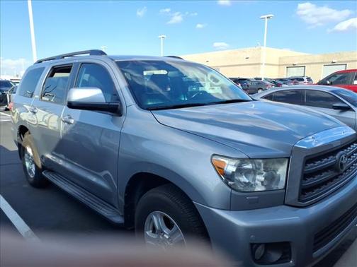 2016 Toyota Sequoia SR5