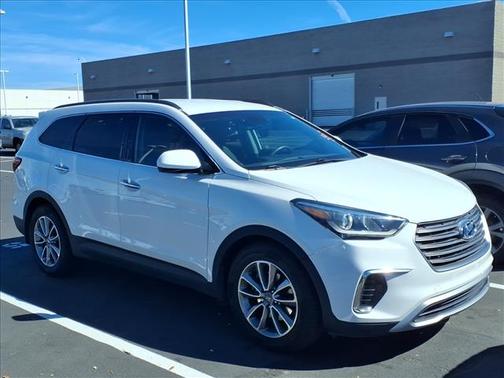 2018 Hyundai SANTA FE SE