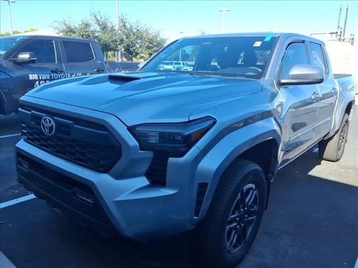 2024 Toyota Tacoma Boulder/Black Fabric w/Sm