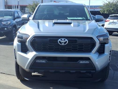 2024 Toyota Tacoma Boulder/Black Fabric w/Sm