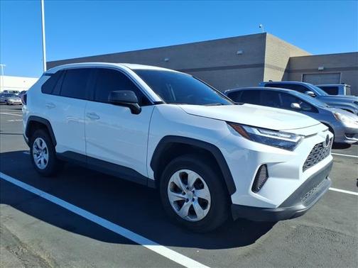 2023 Toyota RAV4 LE