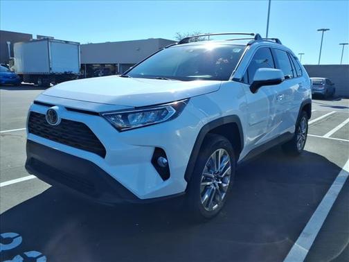 2019 Toyota RAV4 XLE Premium