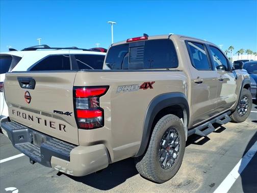 2023 Nissan Frontier PRO-4X