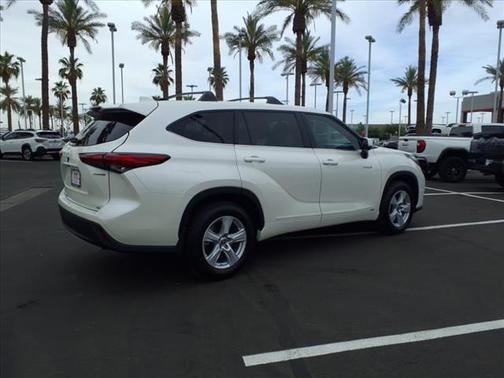 2021 Toyota Highlander Hybrid LE