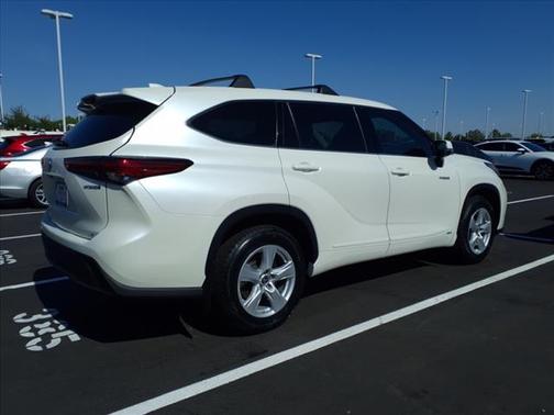 2021 Toyota Highlander Hybrid LE