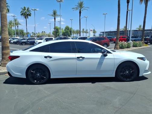 WHITE 2021 Toyota Avalon XSE
