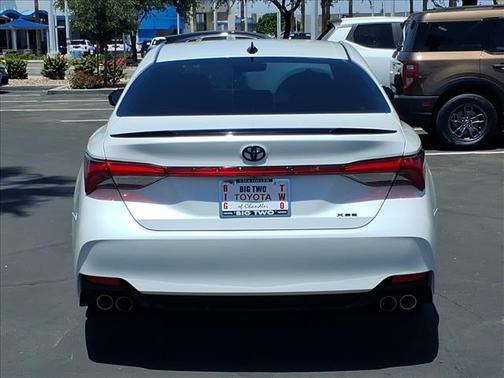 WHITE 2021 Toyota Avalon XSE