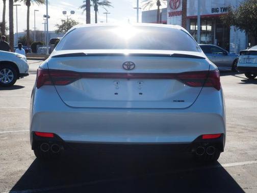 WHITE 2021 Toyota Avalon XSE